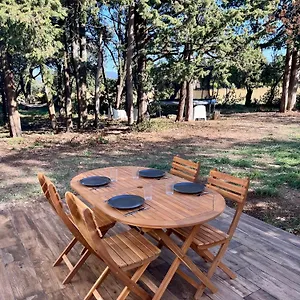 Hébergement de vacances Maisonnette Avec Petite Foret, Valréas